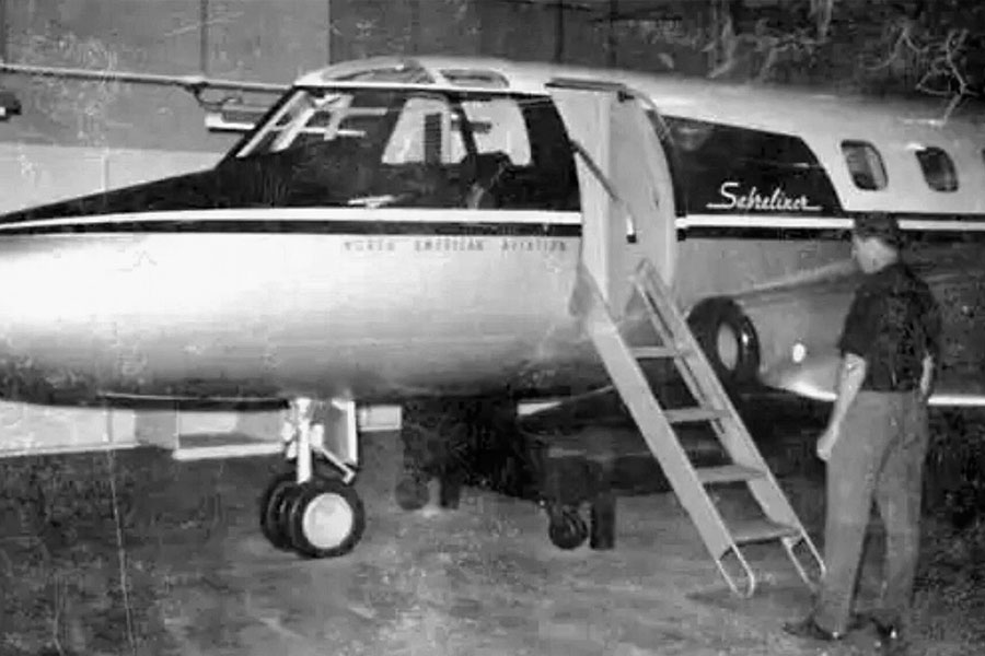 Sabreliner: Early Business Jet Mockup