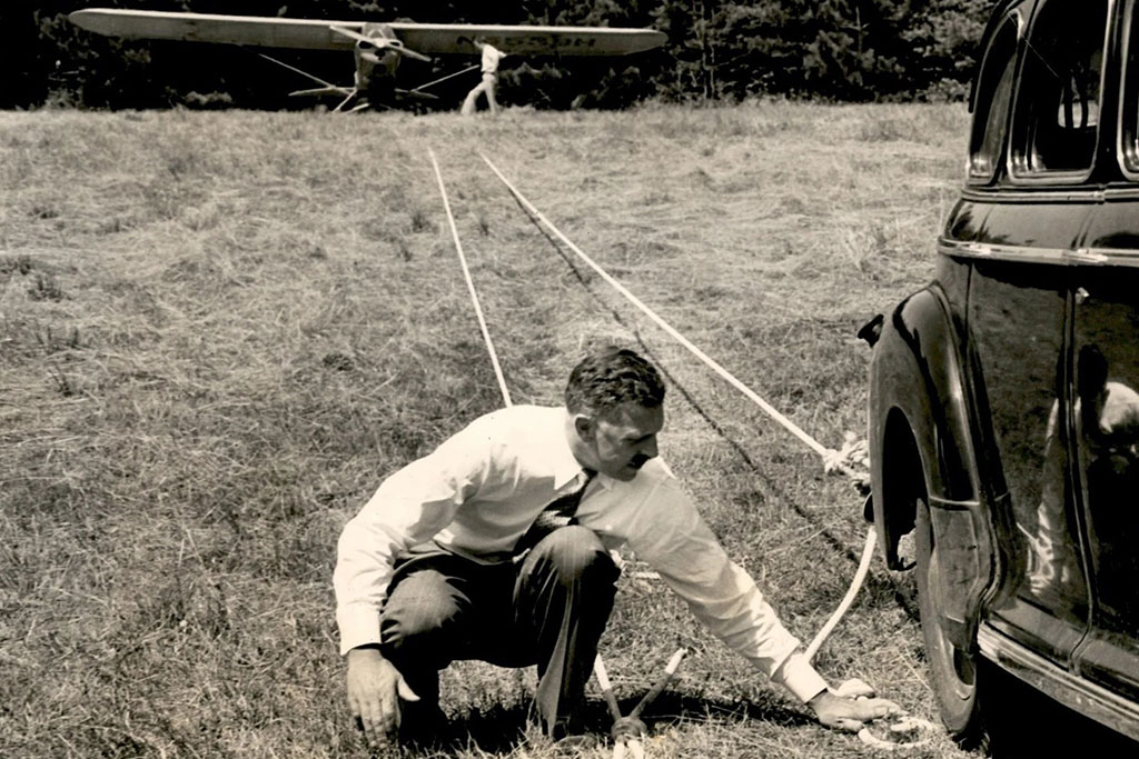 Piper Cub Catapult Takeoff